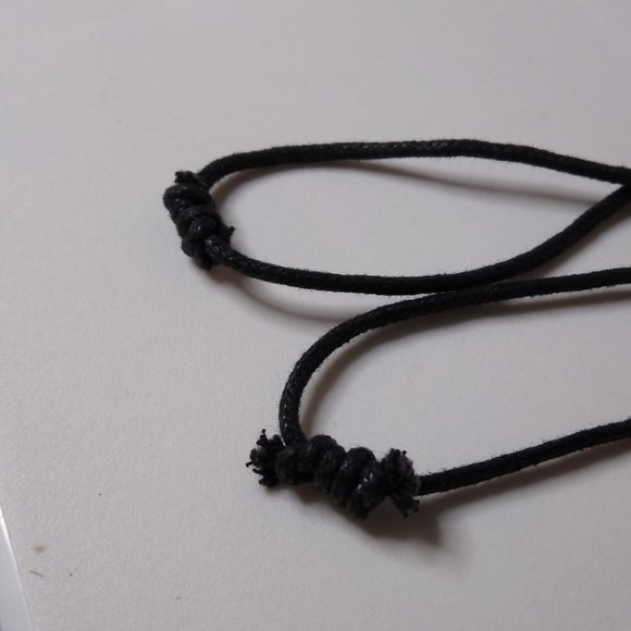 Yin And Yang Metal Pendant String Necklace Set - Picture 8 of 15